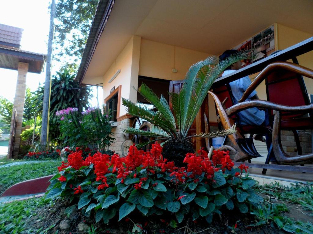 Khunnam Rimtarn Resort Mae Sai Exterior photo